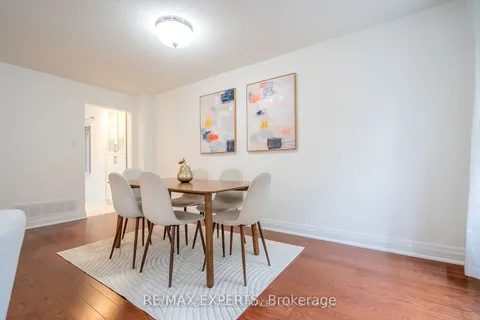 5351 Richborough Dr, Mississauga, ON L5R 3K1
