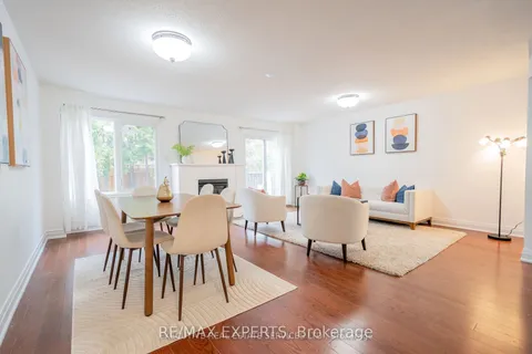 5351 Richborough Dr, Mississauga, ON L5R 3K1