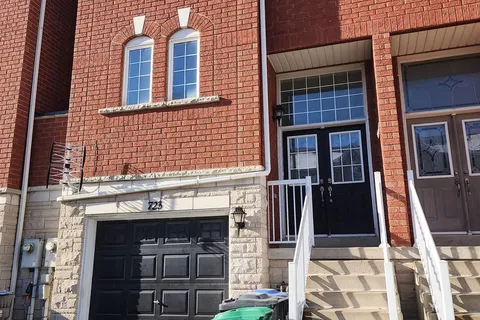 723 Horning St, Mississauga, ON L5R 0B5