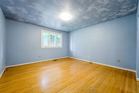 1502 Killkee Gate, Mississauga, ON L5C 1L4