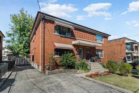 58 Mendota Rd, Toronto, ON M8Y 1G2