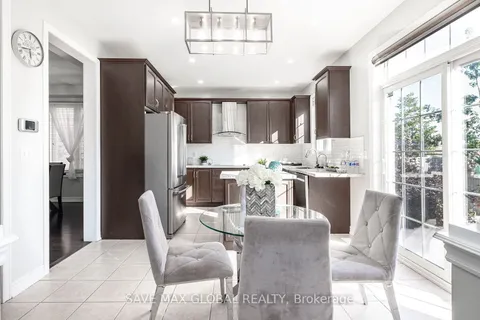 46 Goldsboro Rd, Brampton, ON L6P 3P3