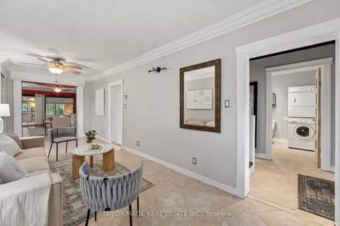 42 Centre St, Brampton, ON L6V 1S8