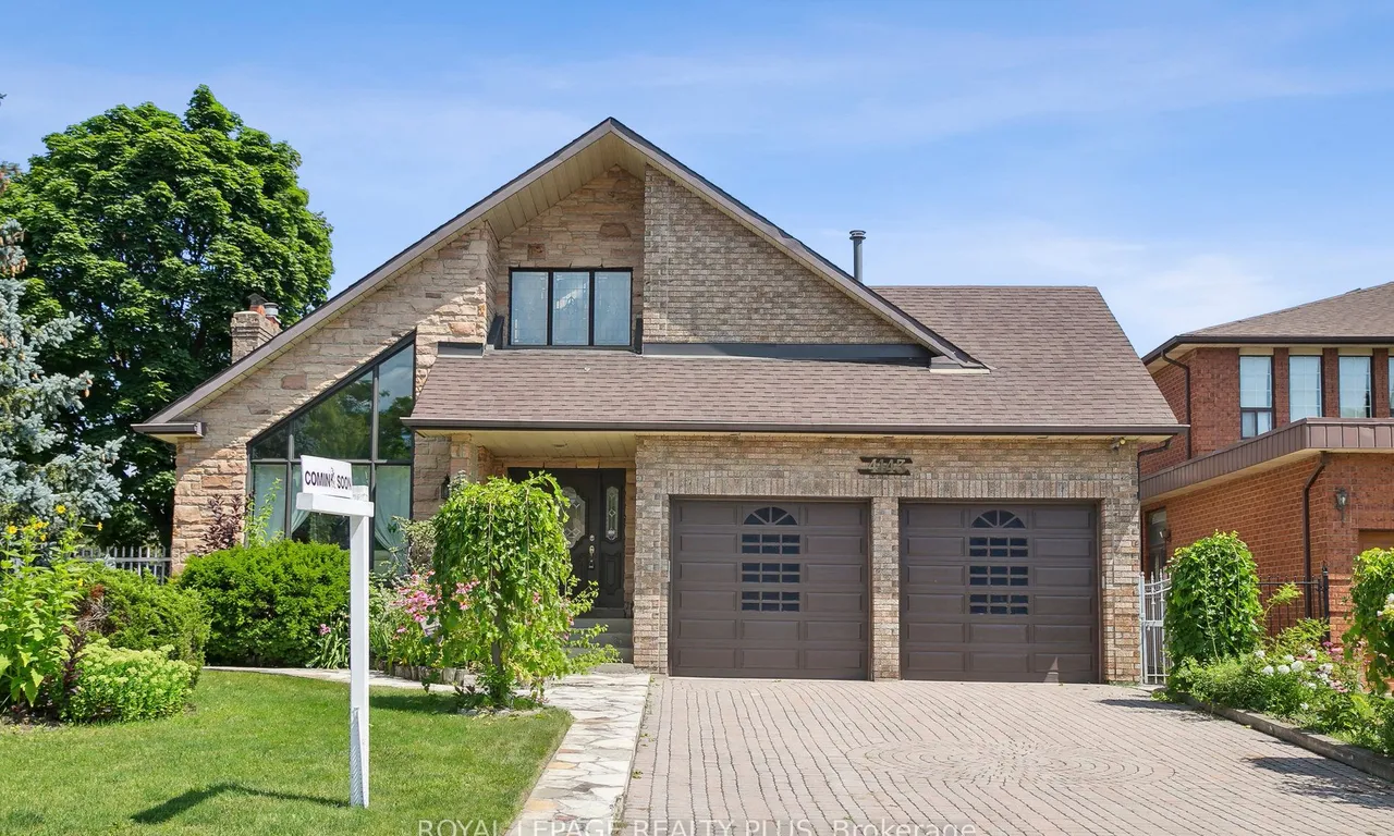 4143 Tapestry Tr, Mississauga, ON L4W 4E4