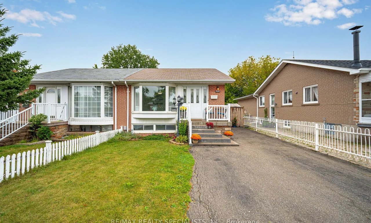 1531 Banwell Rd, Mississauga, ON L5J 3X6