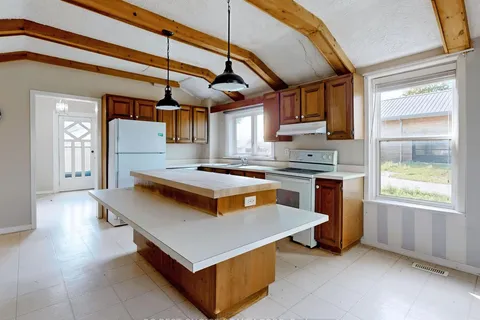 9950 Britannia Rd, Milton, ON L9T 7E6