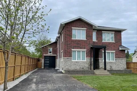1103 Orchard Road, Mississauga, ON L5E 2N7
