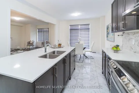 15 Neil Prom, Caledon, ON L7C 4H6