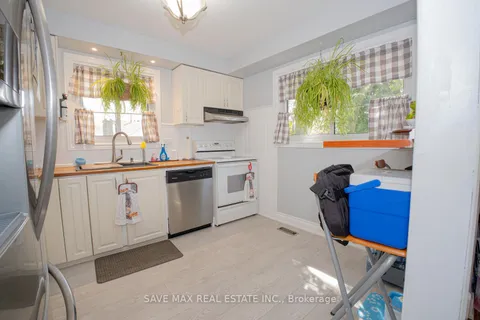 40 Barrington Cres, Brampton, ON L6Z 1N3