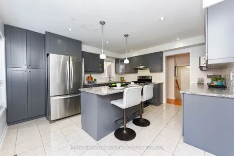 78 Pauline Cres, Brampton, ON L7A 2V7