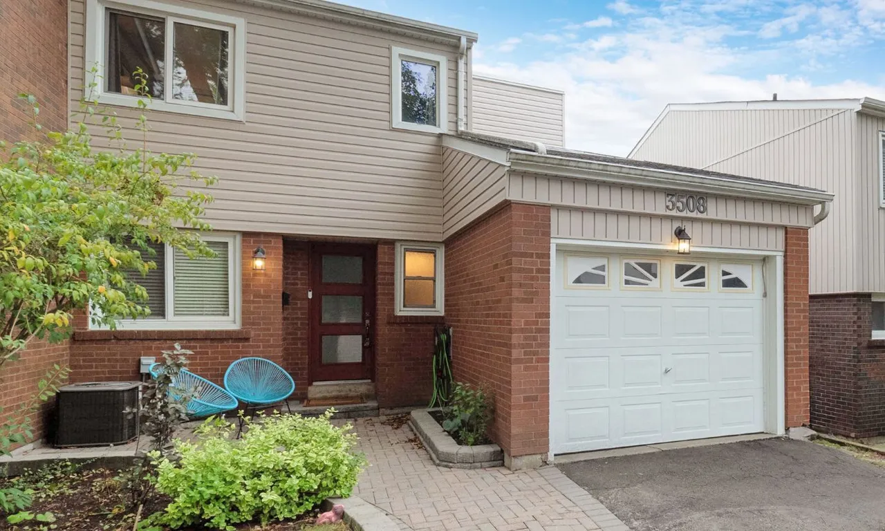 3508 Ash Row Cres, Mississauga, ON L5L 1K4