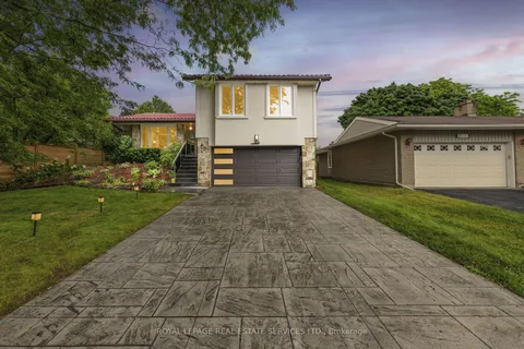 2816 Constable Rd, Mississauga, ON L5J 1W7