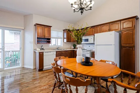 17 Abbey Rd, Orangeville, ON L9W 5B1