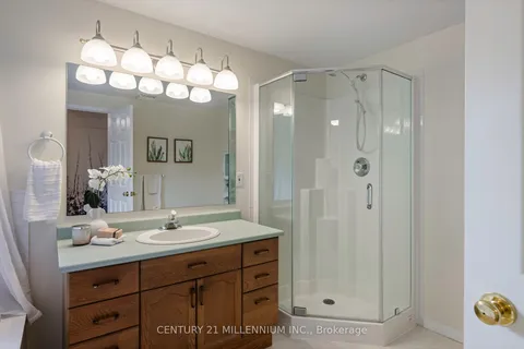 17 Abbey Rd, Orangeville, ON L9W 5B1