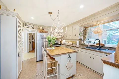 62 Nelson Crt, Halton Hills, ON L7J 1A6