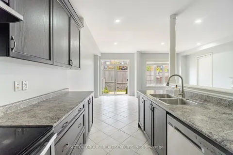 6 Dufay Rd, Brampton, ON L7A 0B5
