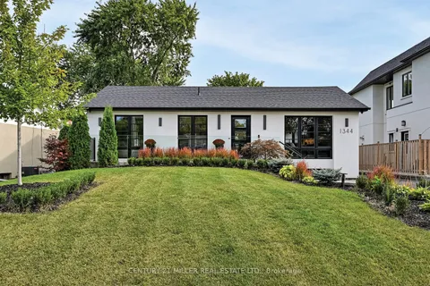 1344 Bridge Rd, Oakville, ON L6L 2C7