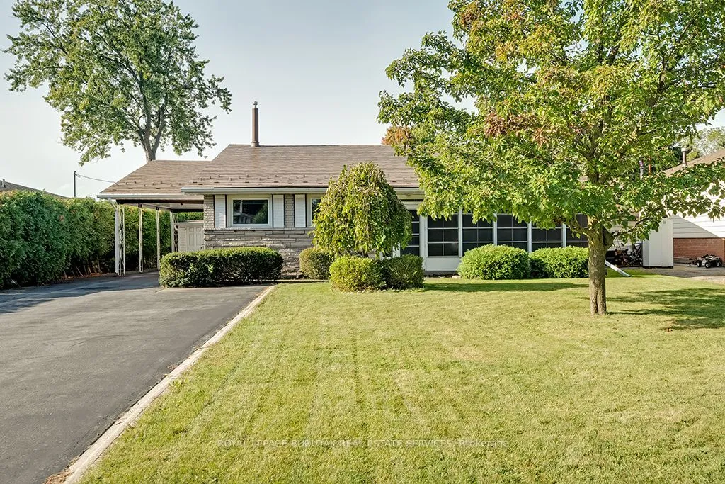 5395 Scott Crt, Burlington, ON L7L 3R9