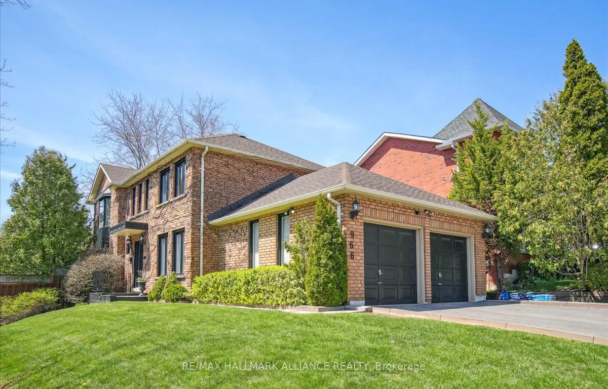 966 Sliver Birch Tr, Mississauga, ON L5J 4S3