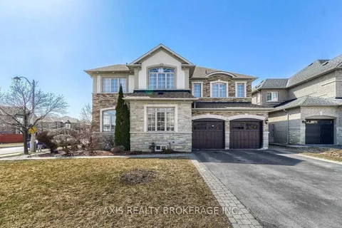 54 Summershade St, Brampton, ON L6P 2C2