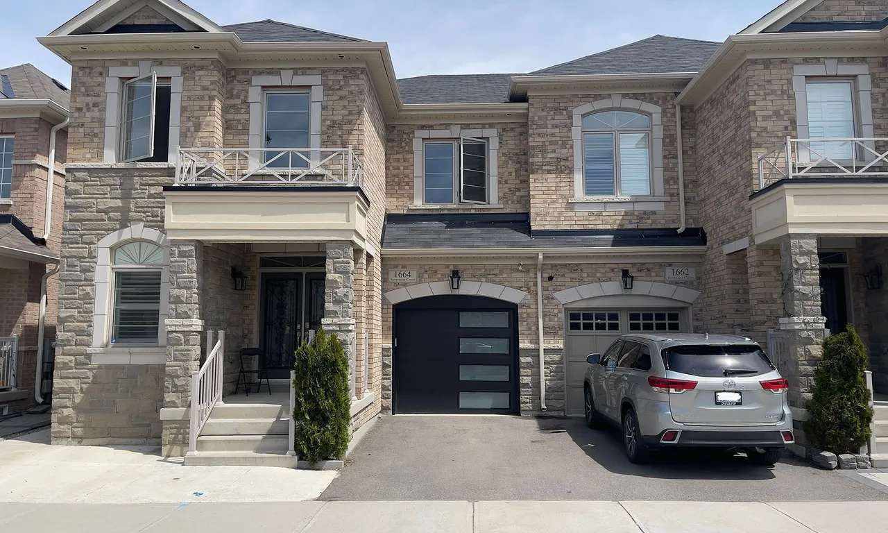 1664 Sorensen Crt, Milton, ON L9E 1H4