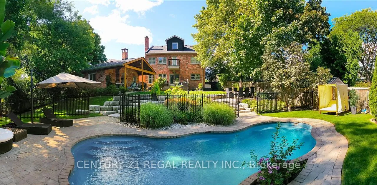 61 Eastglen Cres, Toronto, ON M9B 4P8