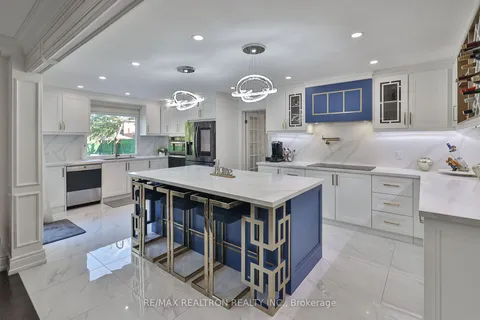 22 Butlers Crt, Brampton, ON L6Y 3T7