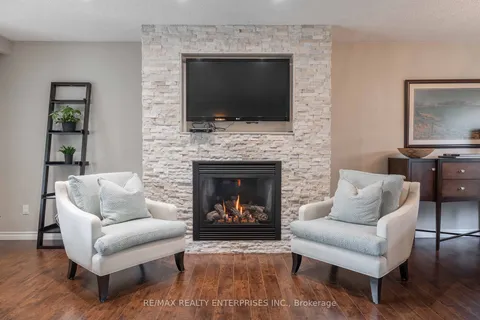 70 English St, Brampton, ON L6X 1L6