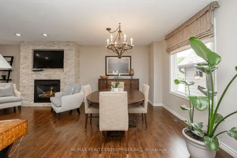 70 English St, Brampton, ON L6X 1L6