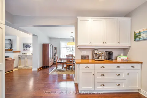 9 York St, Orangeville, ON L9W 1L7