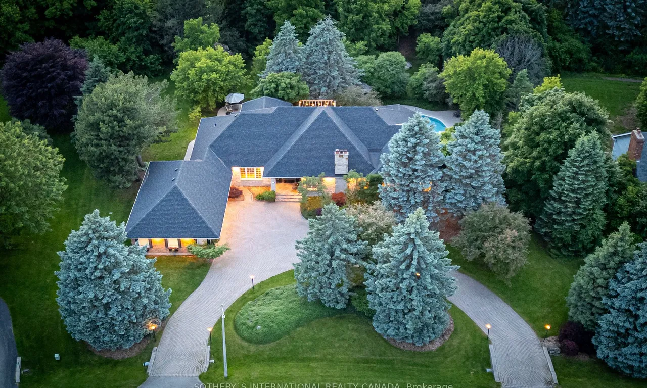 163 Wheelihan Way, Milton, ON L0P 0A1