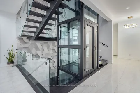 1258 Indian Rd, Mississauga, ON L5H 1S1