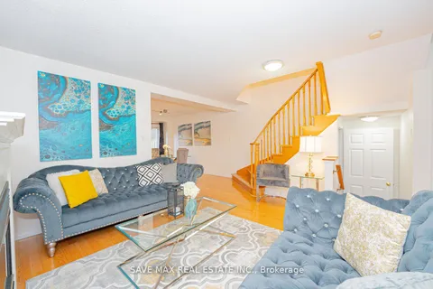 1014 Foxglove Pl, Mississauga, ON L5V 2N4