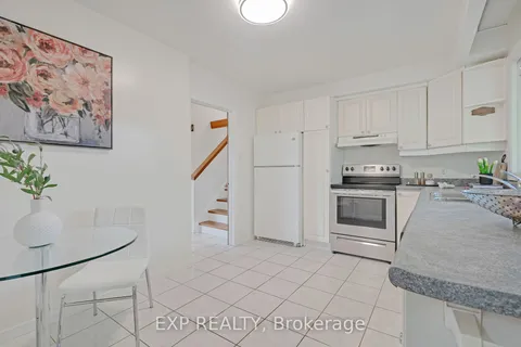 846 Mississauga Valley Blvd, Mississauga, ON L5A 1Z8