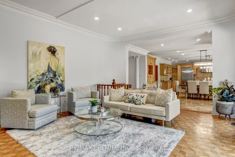 12 Westmount Park Rd, Toronto, ON M9P 1R5