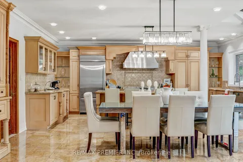 12 Westmount Park Rd, Toronto, ON M9P 1R5