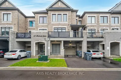 25 Fruitvale Circ, Brampton, ON L7A 5B8