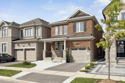 879 Hickory Cres, Milton, ON L9E 1P4