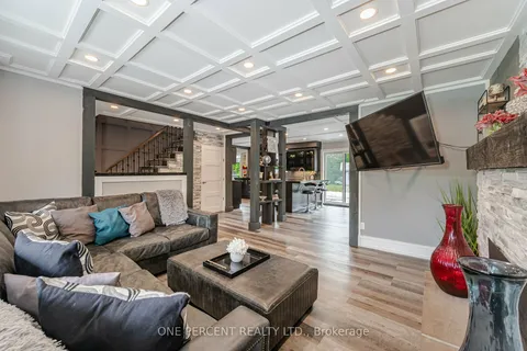 22 Westview Cres, Caledon, ON L7E 0C3