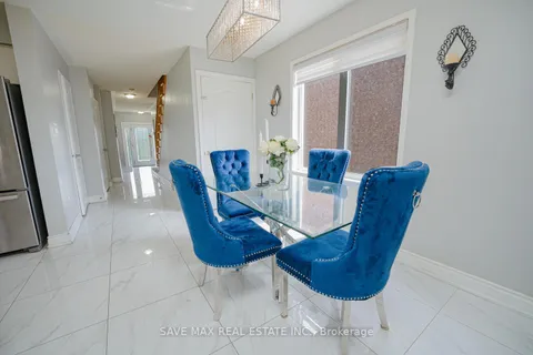 14 Seed Crt, Brampton, ON L6X 5E4