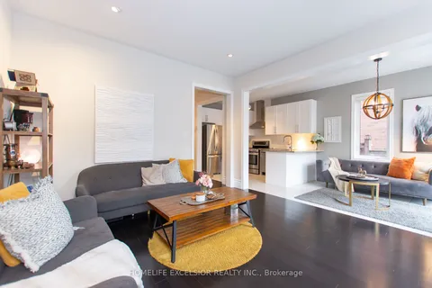 393 Savoline Blvd, Milton, ON L9T 7Y2