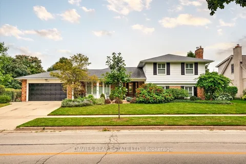 4190 Spruce Ave, Burlington, ON L7L 1K9