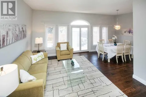 2151 Marc Lane, Burlington, ON L7M 3W6