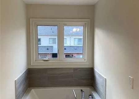 6 Quinton Rdge, Brampton, ON L6Y 0E3