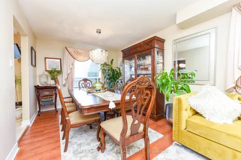 7 Muskoka St, Brampton, ON L6Z 3W3