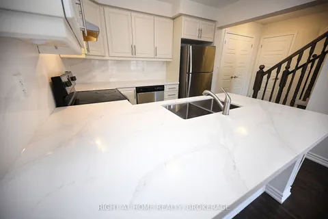 689 Laking Terr, Milton, ON L9T 9J2