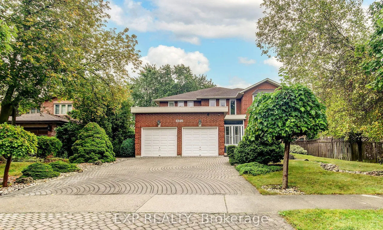 1246 Saginaw Cres, Mississauga, ON L5H 3W6
