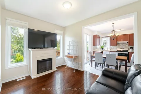 108 Walker Rd, Caledon, ON L7C 3M4