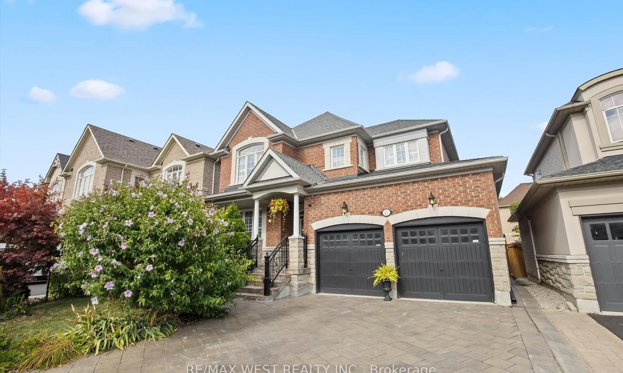 17 Hawkridge Tr, Brampton, ON L6P 2T5