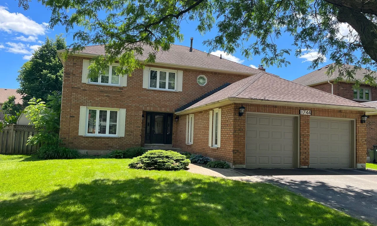 1744 Delderfield Cres, Mississauga, ON L5M 3H3